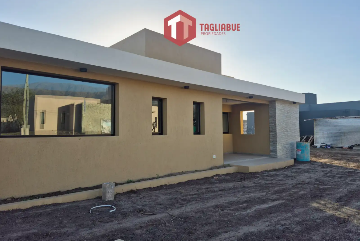 casa a estrenar en la arbolada, San Luis