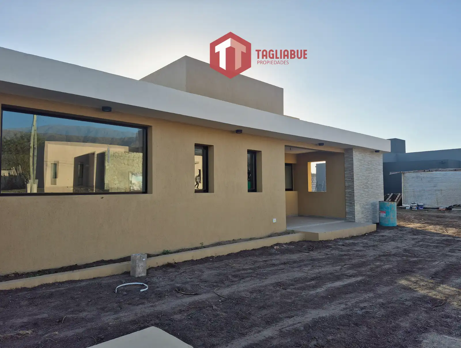 casa a estrenar en la arbolada, San Luis
