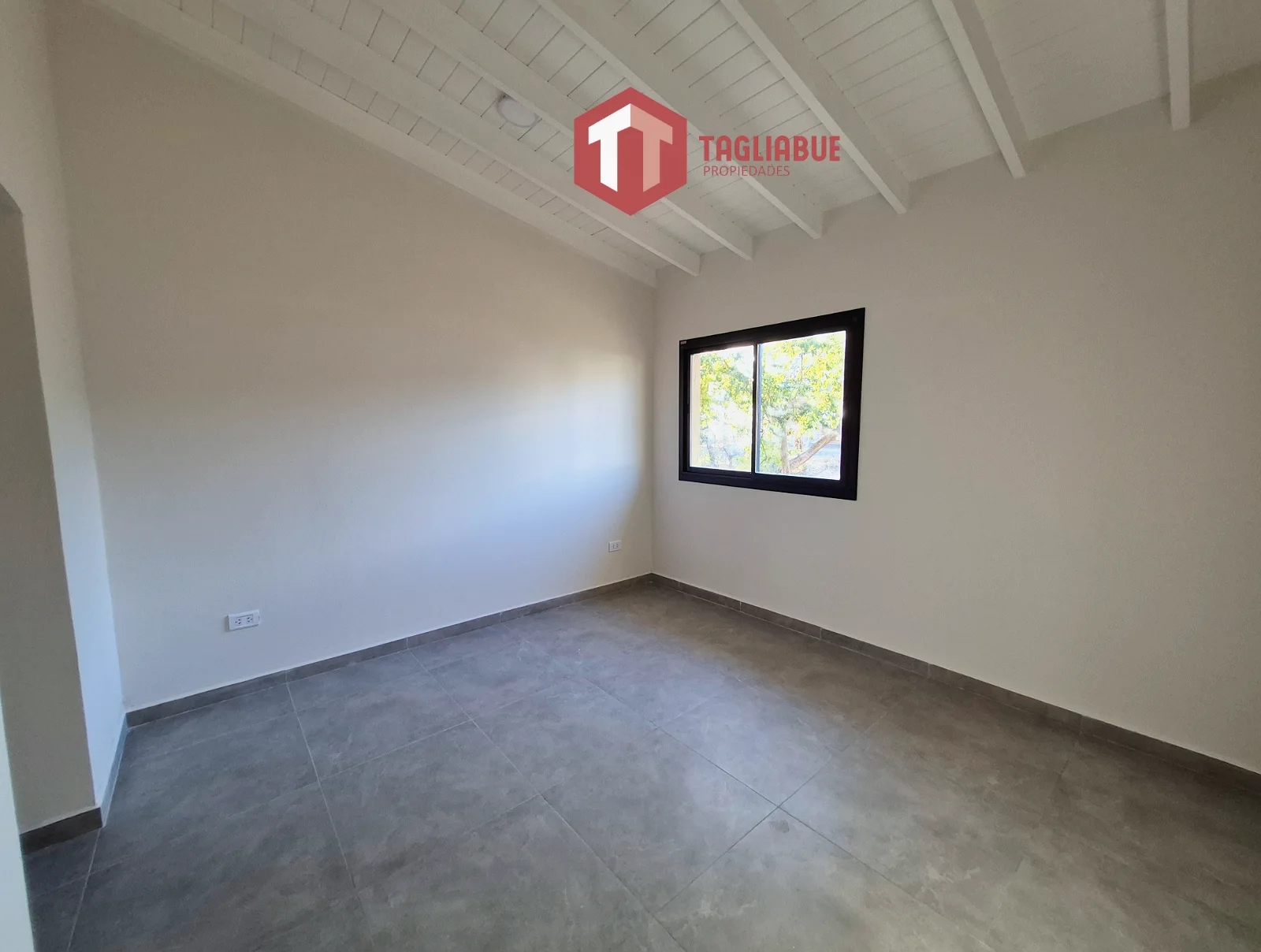 casa a estrenar en la arbolada, San Luis