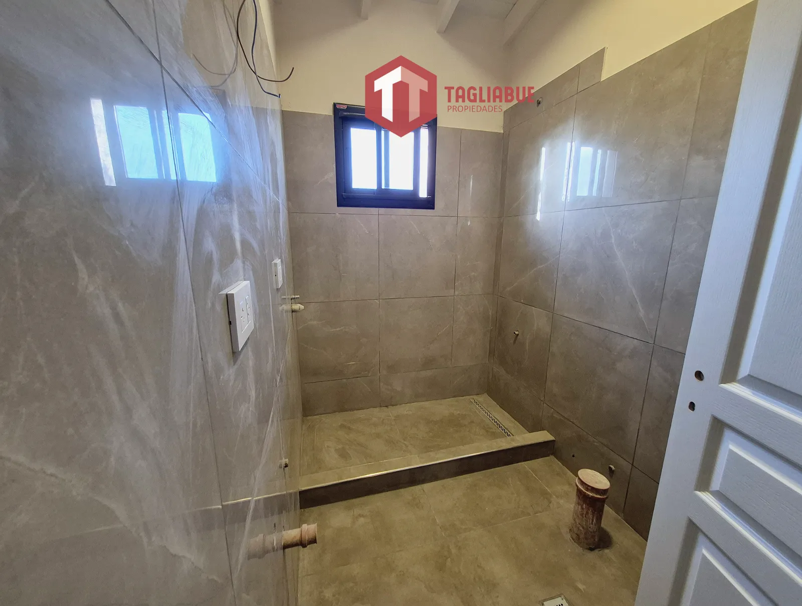 casa a estrenar en la arbolada, San Luis