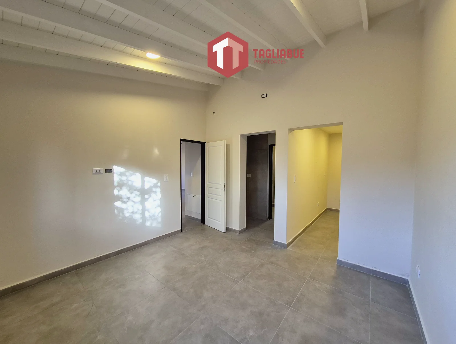 casa a estrenar en la arbolada, San Luis