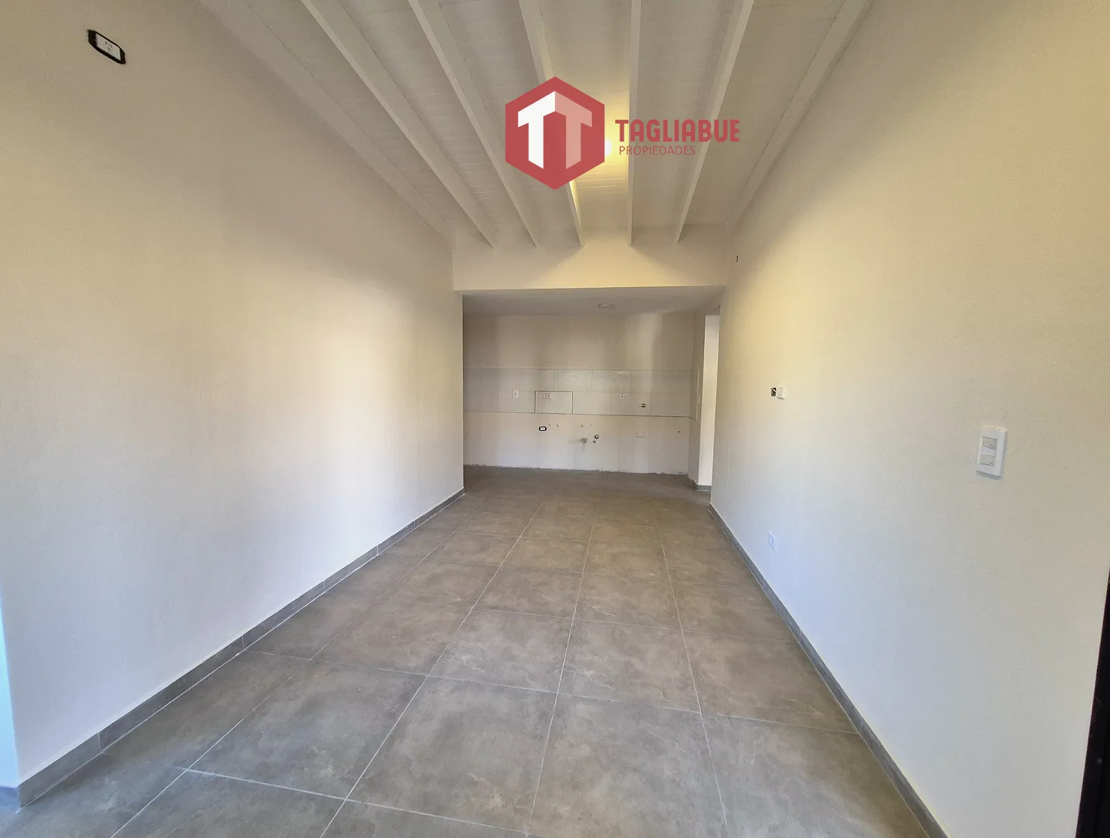 casa a estrenar en la arbolada, San Luis